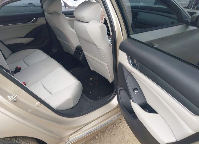 Photo 8 of 2018 Honda Accord EX (VIN 1HGCV1F46JA165773)