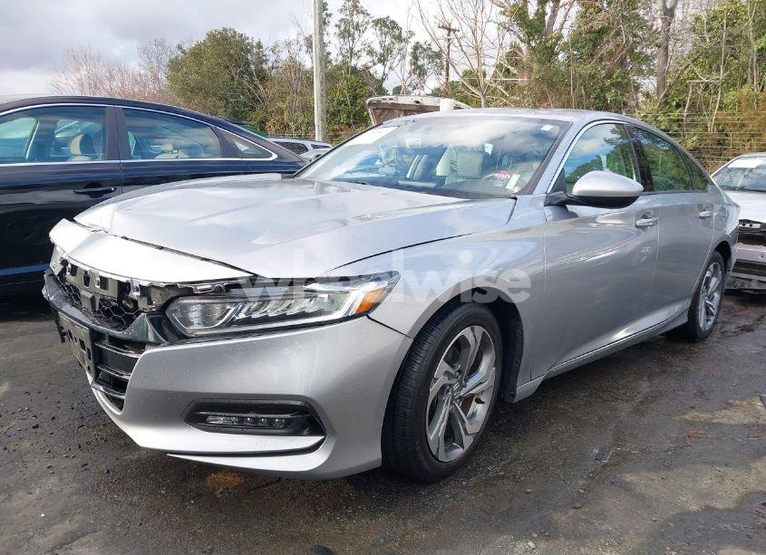 Photo 2 of 2018 Honda Accord EX (VIN 1HGCV1F46JA253531)