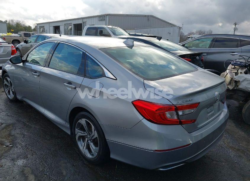 Photo 3 of 2018 Honda Accord EX (VIN 1HGCV1F46JA253531)
