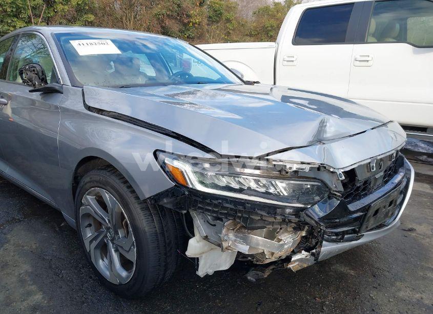 Photo 6 of 2018 Honda Accord EX (VIN 1HGCV1F46JA253531)