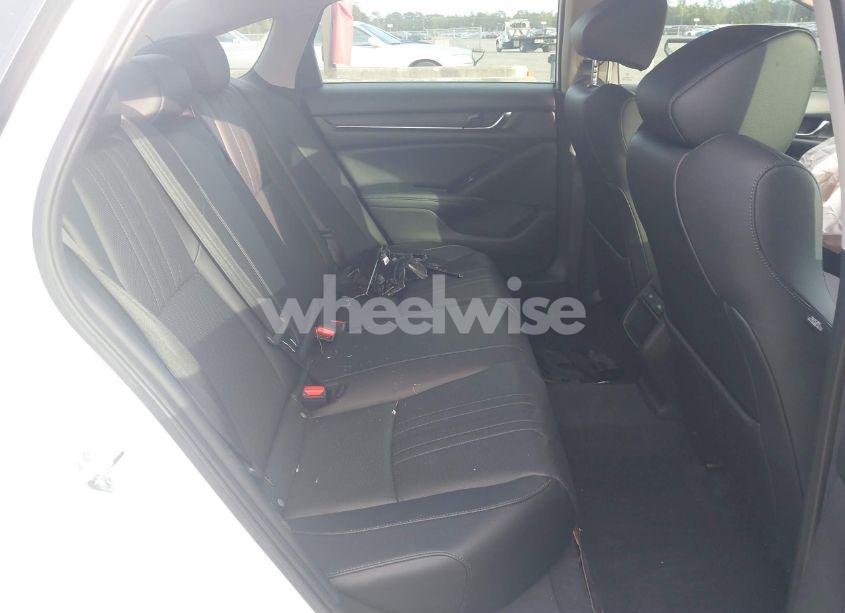 Photo 8 of 2022 Honda Accord SPORT SE (VIN 1HGCV1F46NA047079)