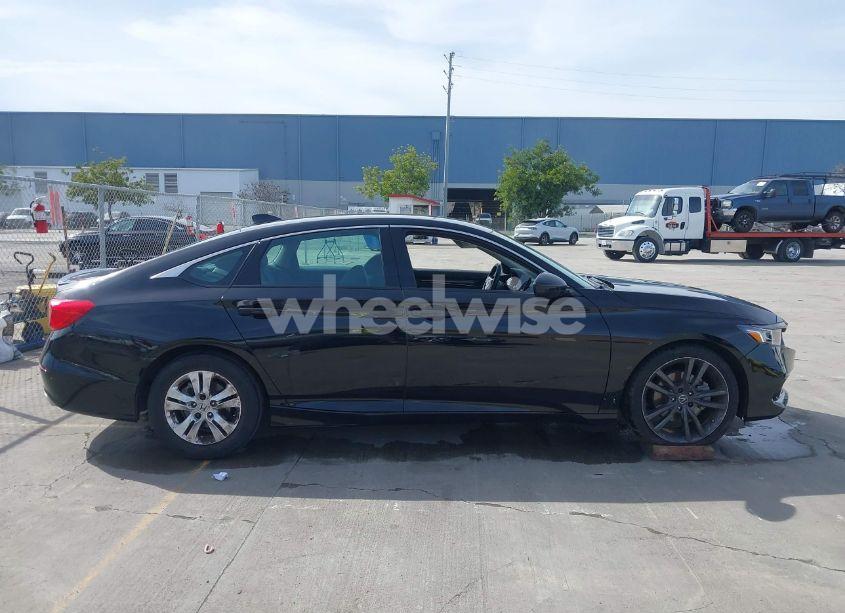 Photo 14 of 2022 Honda Accord SPORT SE (VIN 1HGCV1F46NA099733)