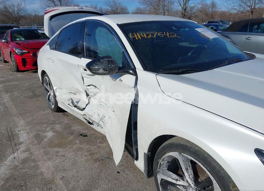 Photo 6 of 2022 Honda Accord SPORT SPECIAL EDITION (VIN 1HGCV1F46NA111184)