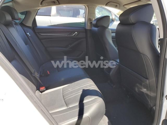 Photo 7 of 2022 HONDA ACCORD SPORT SE (VIN 1HGCV1F46NA113260)