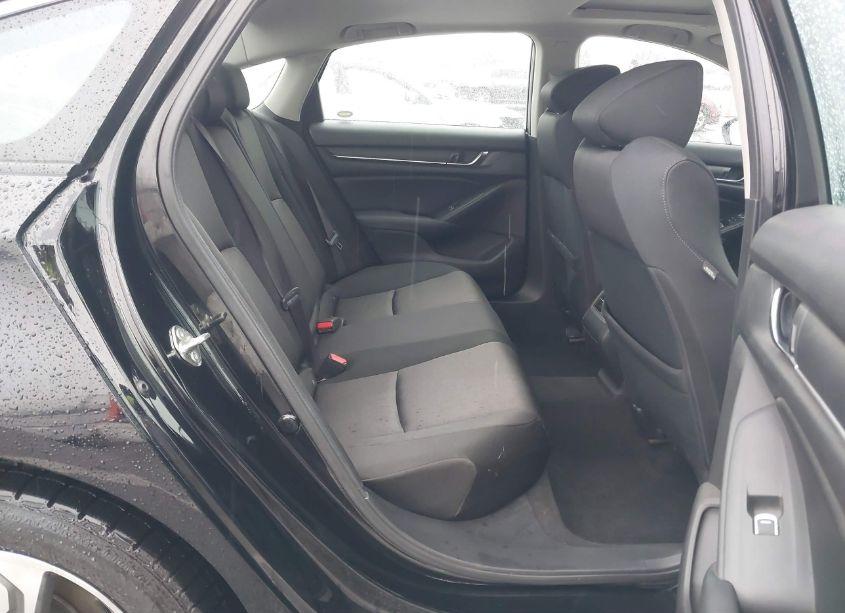 Photo 8 of 2018 Honda Accord EX (VIN 1HGCV1F47JA049417)