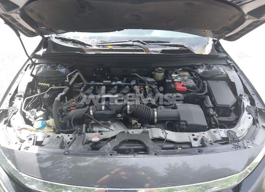 Photo 10 of 2018 Honda Accord EX (VIN 1HGCV1F47JA083910)