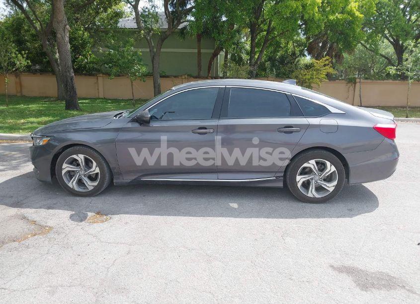 Photo 14 of 2018 Honda Accord EX (VIN 1HGCV1F47JA083910)