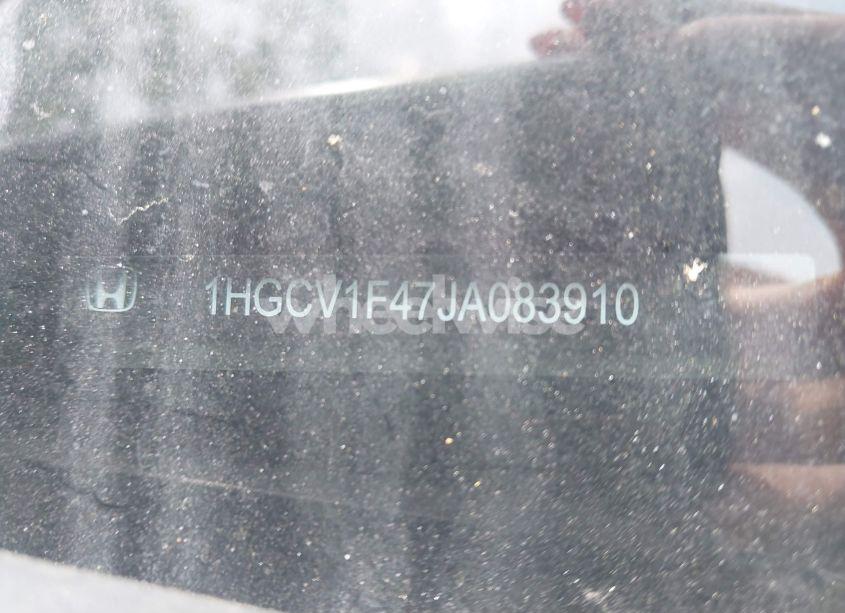 Photo 9 of 2018 Honda Accord EX (VIN 1HGCV1F47JA083910)