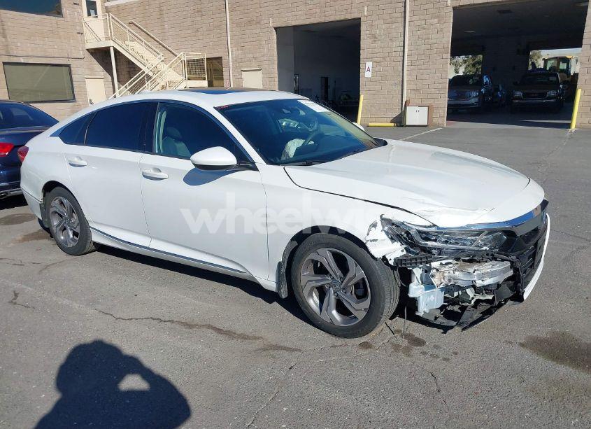 2018 Honda Accord EX (VIN 1HGCV1F47JA086984) main photo