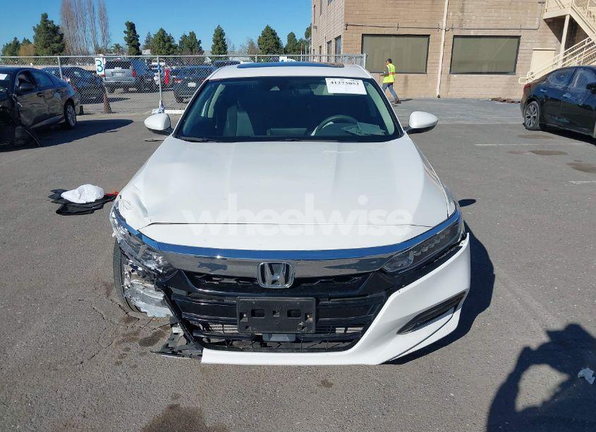 Photo 13 of 2018 Honda Accord EX (VIN 1HGCV1F47JA086984)