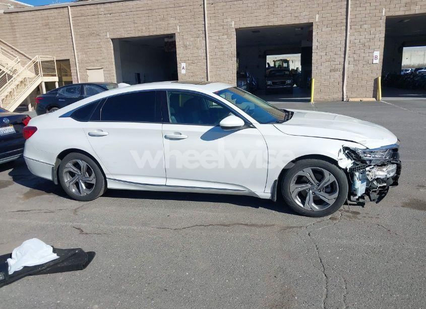 Photo 14 of 2018 Honda Accord EX (VIN 1HGCV1F47JA086984)