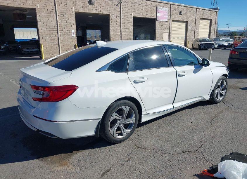 Photo 4 of 2018 Honda Accord EX (VIN 1HGCV1F47JA086984)