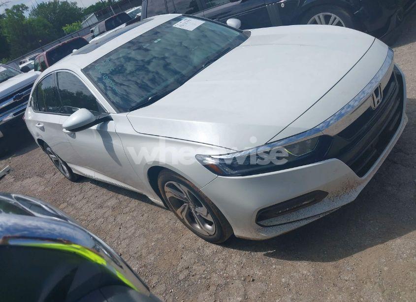2018 Honda Accord EX (VIN 1HGCV1F47JA145581) main photo