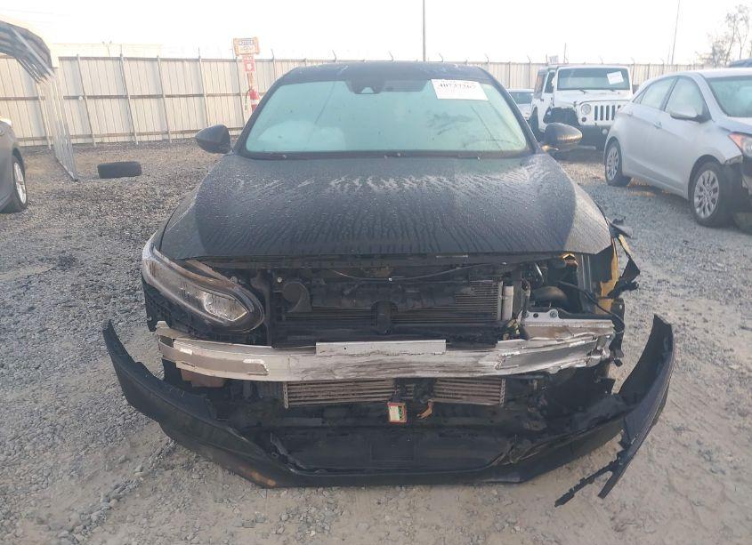 Photo 12 of 2018 Honda Accord EX (VIN 1HGCV1F47JA199947)