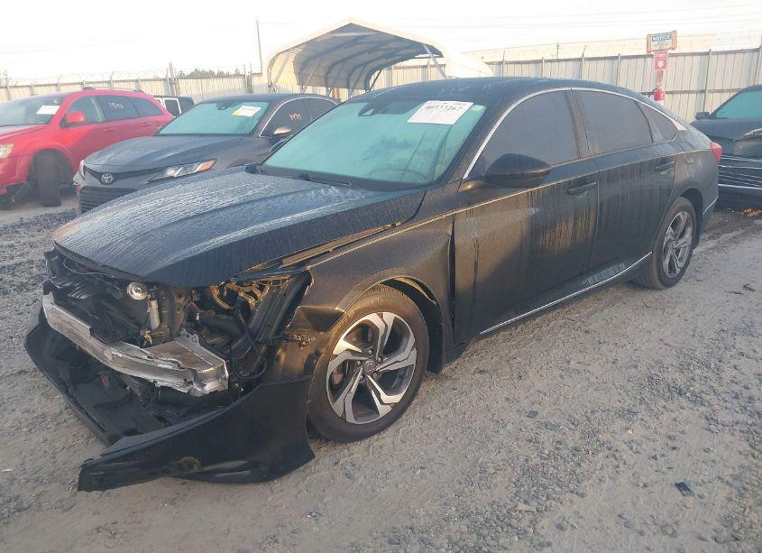 Photo 2 of 2018 Honda Accord EX (VIN 1HGCV1F47JA199947)