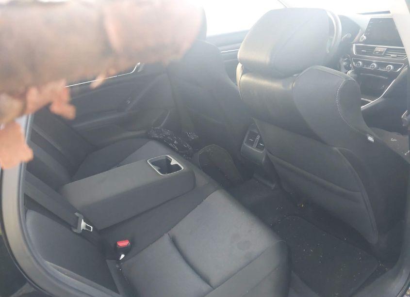 Photo 8 of 2018 Honda Accord EX (VIN 1HGCV1F47JA199947)