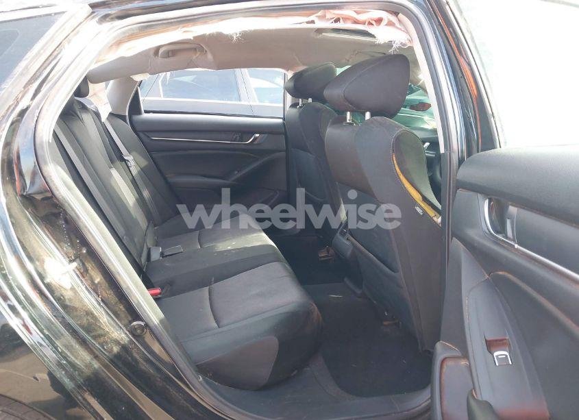 Photo 8 of 2019 Honda Accord EX (VIN 1HGCV1F47KA022770)