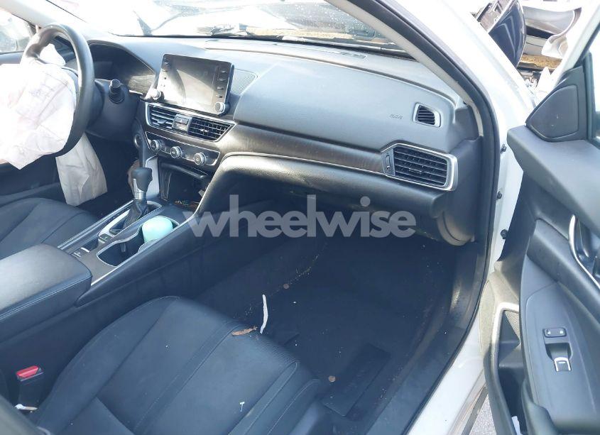 Photo 5 of 2019 Honda Accord EX (VIN 1HGCV1F47KA086713)