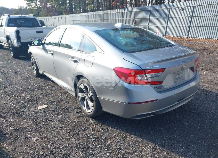Photo 3 of 2019 Honda Accord EX (VIN 1HGCV1F47KA112789)