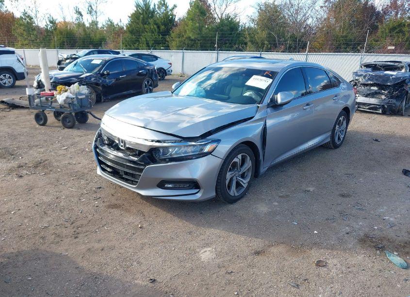 Photo 2 of 2019 Honda Accord EX (VIN 1HGCV1F47KA149051)