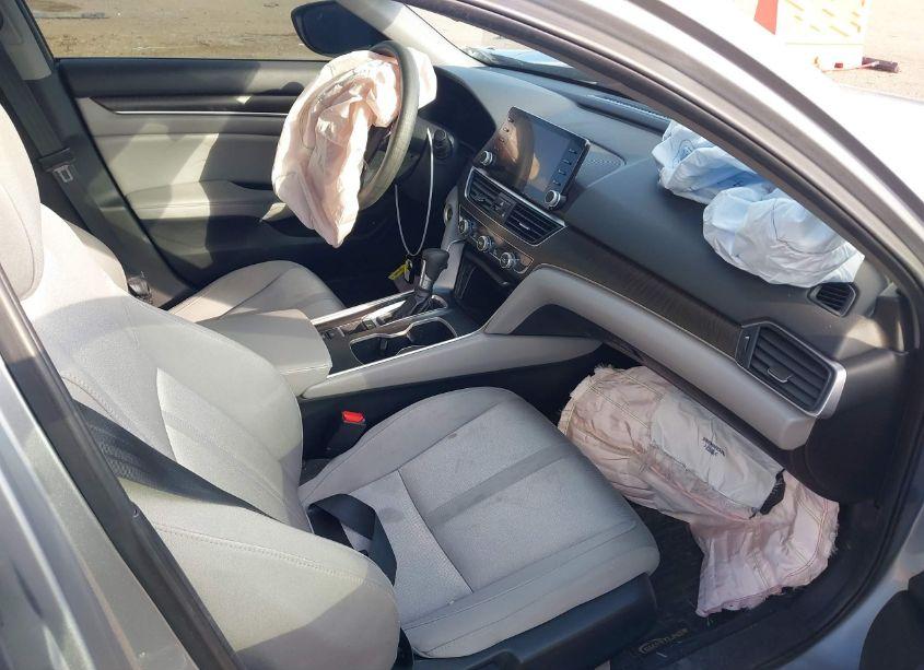 Photo 5 of 2019 Honda Accord EX (VIN 1HGCV1F47KA149051)