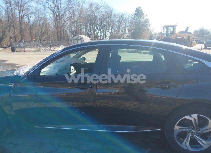 Photo 15 of 2019 Honda Accord EX (VIN 1HGCV1F47KA151124)