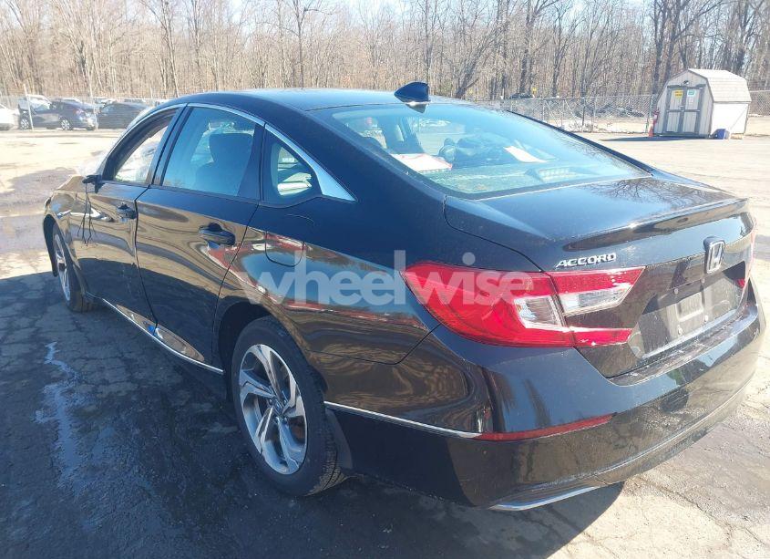 Photo 3 of 2019 Honda Accord EX (VIN 1HGCV1F47KA151124)