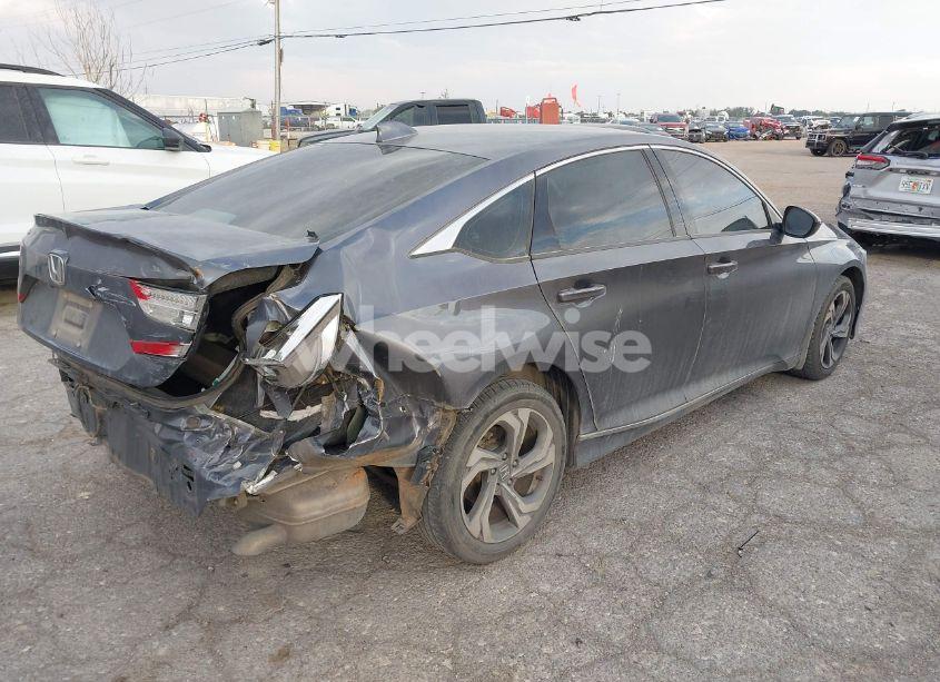 Photo 4 of 2018 Honda Accord EX (VIN 1HGCV1F48JA006852)