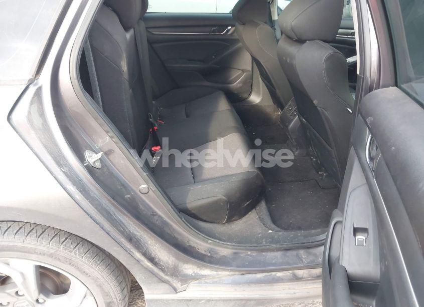 Photo 8 of 2018 Honda Accord EX (VIN 1HGCV1F48JA006852)