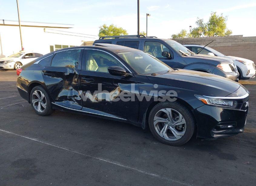 Photo 13 of 2018 Honda Accord EX (VIN 1HGCV1F48JA010108)