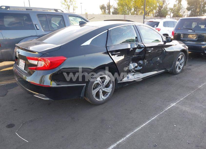 Photo 4 of 2018 Honda Accord EX (VIN 1HGCV1F48JA010108)