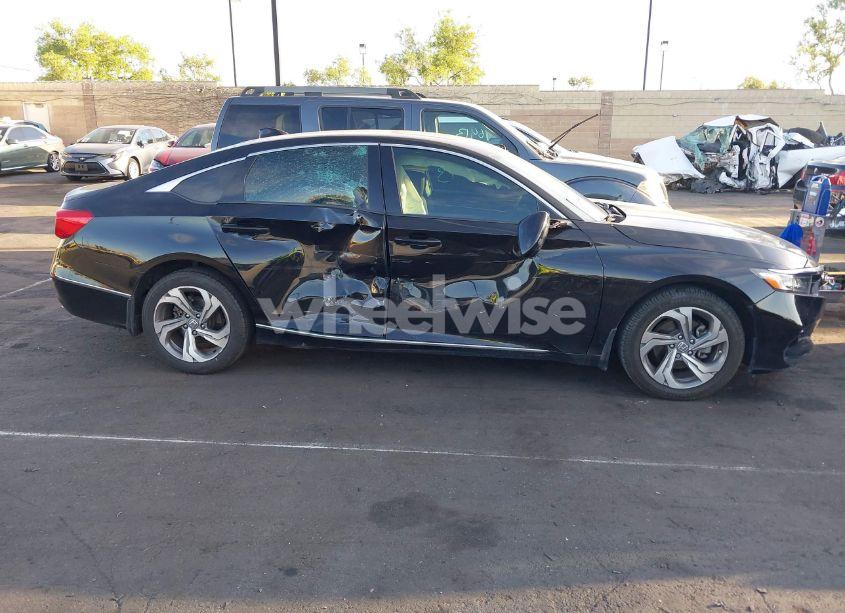 Photo 6 of 2018 Honda Accord EX (VIN 1HGCV1F48JA010108)