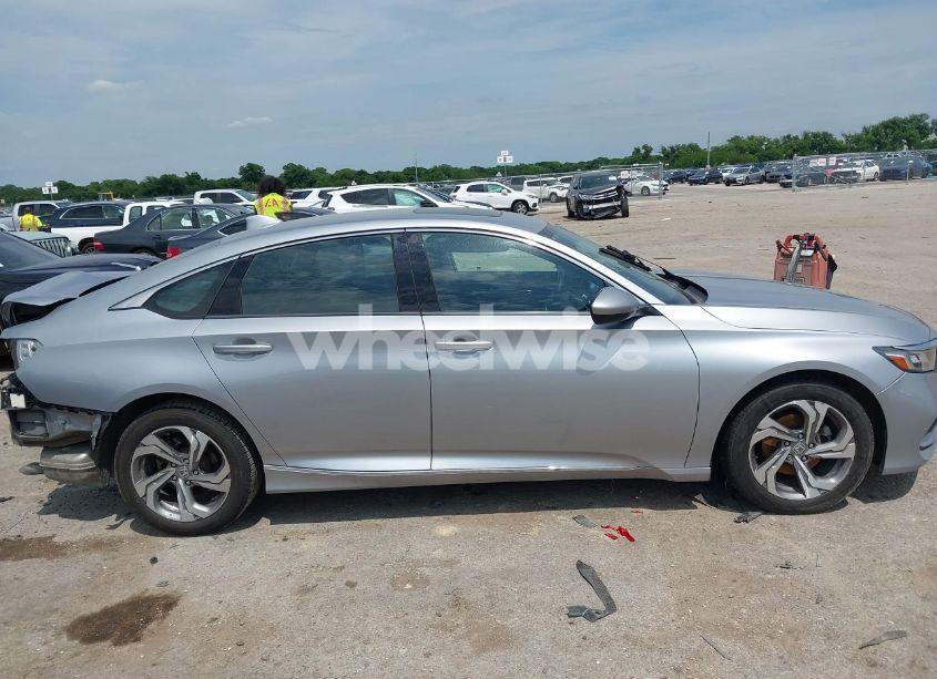 Photo 14 of 2018 Honda Accord EX (VIN 1HGCV1F48JA013462)