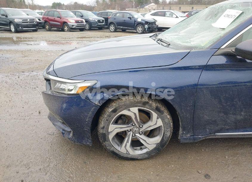 Photo 6 of 2018 Honda Accord EX (VIN 1HGCV1F48JA014269)