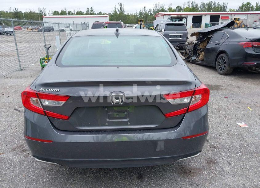 Photo 16 of 2018 Honda Accord EX (VIN 1HGCV1F48JA249397)