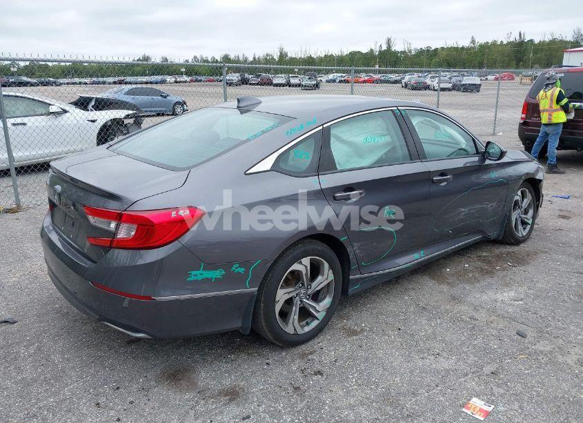 Photo 4 of 2018 Honda Accord EX (VIN 1HGCV1F48JA249397)