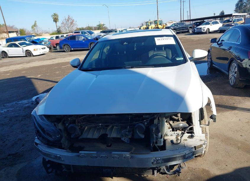 Photo 13 of 2019 Honda Accord EX (VIN 1HGCV1F48KA013480)