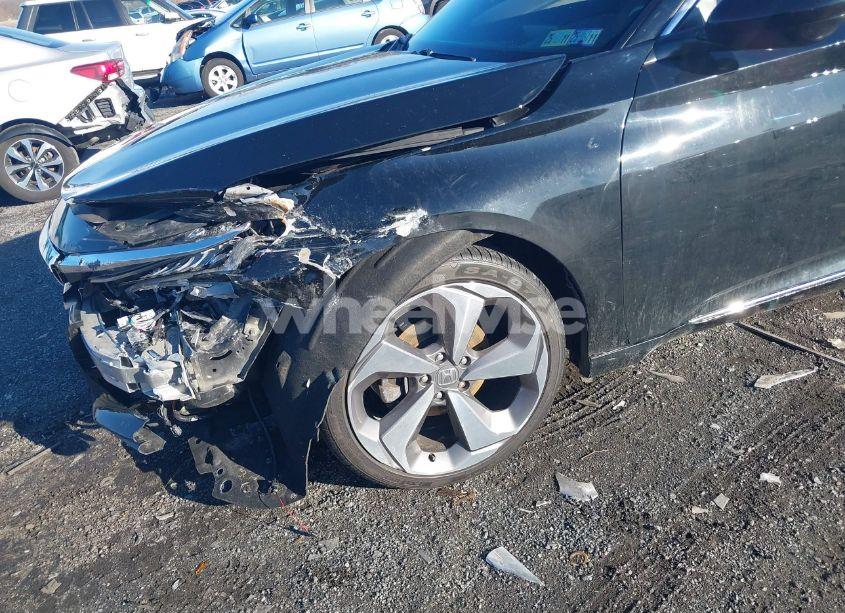 Photo 19 of 2019 Honda Accord EX (VIN 1HGCV1F48KA026665)