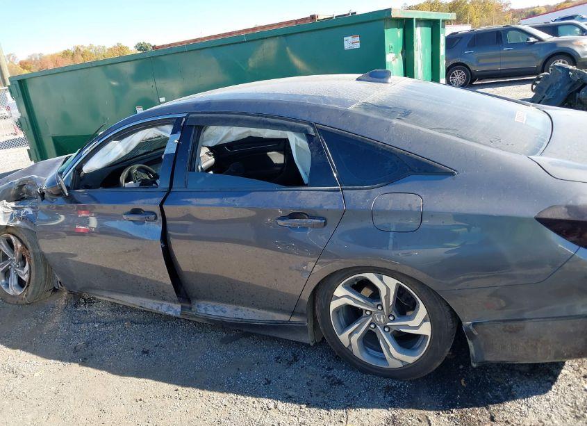 Photo 15 of 2019 Honda Accord EX (VIN 1HGCV1F48KA081827)