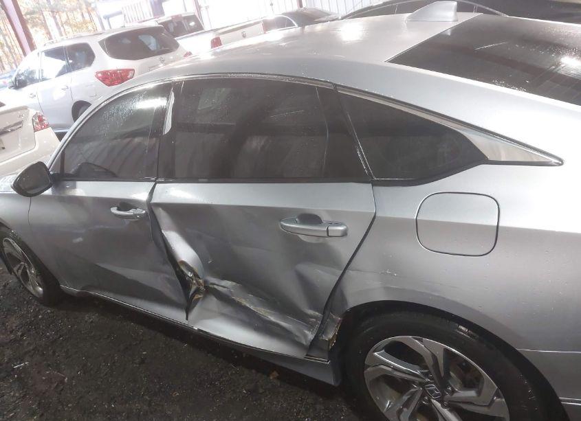 Photo 14 of 2019 Honda Accord EX (VIN 1HGCV1F48KA155666)