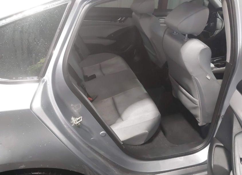 Photo 8 of 2019 Honda Accord EX (VIN 1HGCV1F48KA155666)