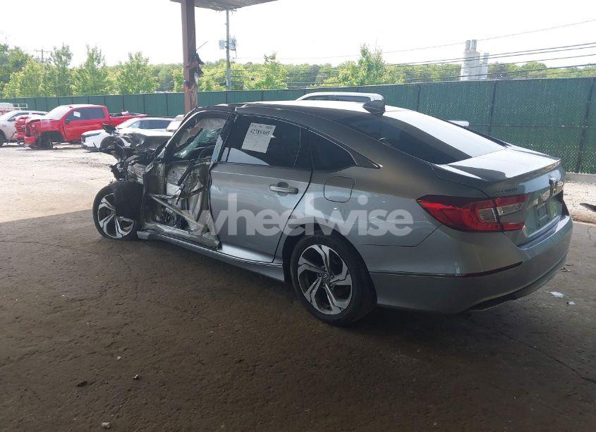 Photo 3 of 2020 Honda Accord EX (VIN 1HGCV1F48LA096846)