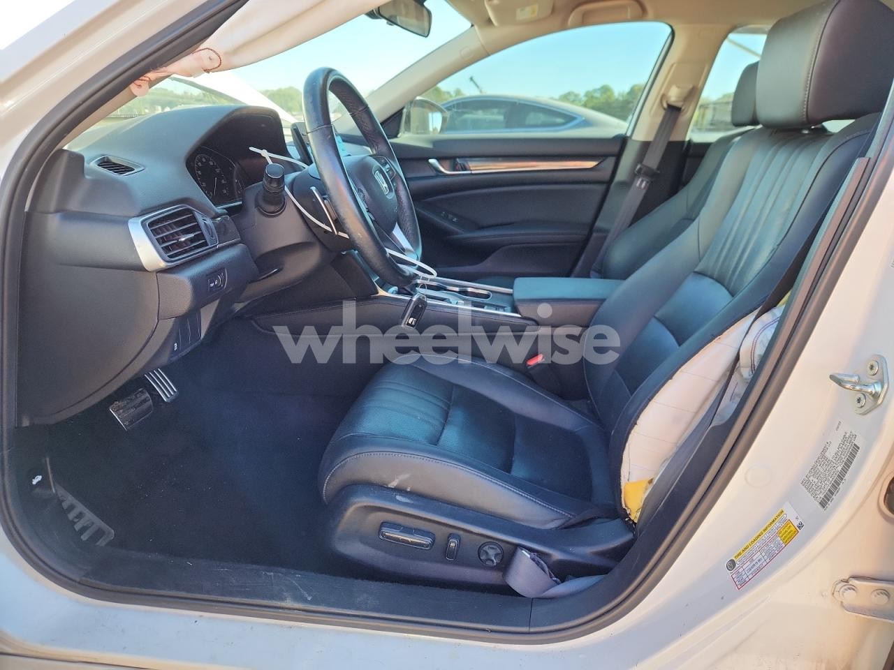 Photo 7 of 2022 HONDA ACCORD SPORT SE (VIN 1HGCV1F48NA053532)
