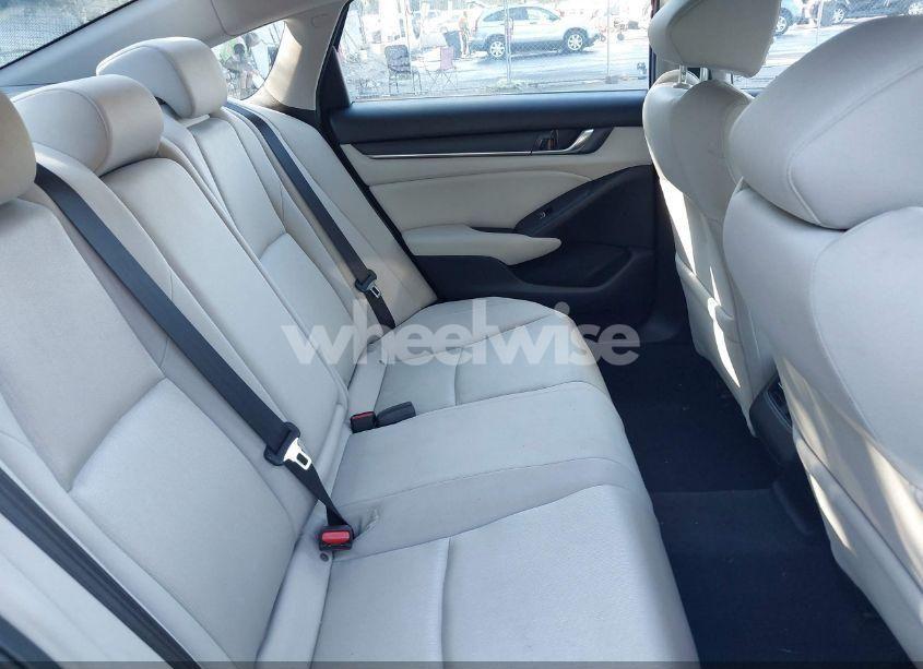 Photo 8 of 2018 Honda Accord EX (VIN 1HGCV1F49JA007847)