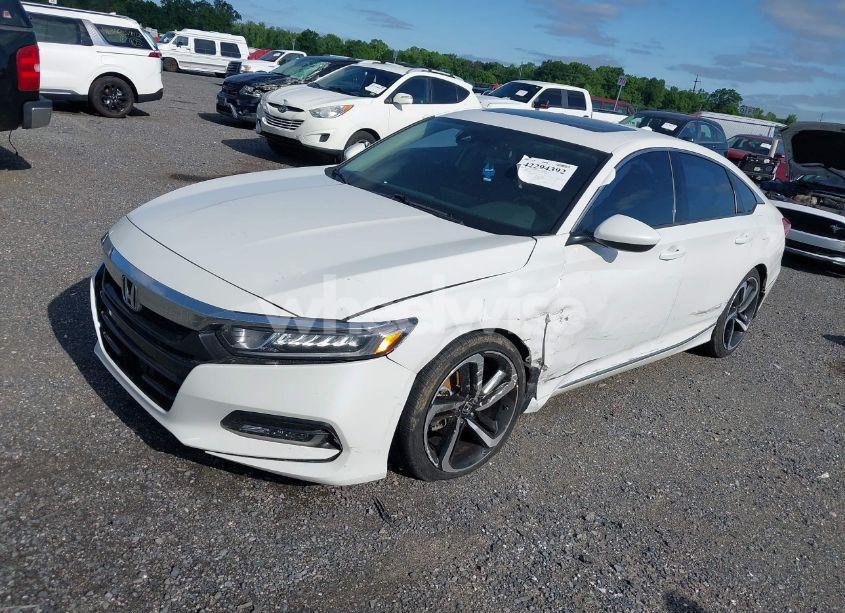 Photo 2 of 2018 Honda Accord EX (VIN 1HGCV1F49JA071791)