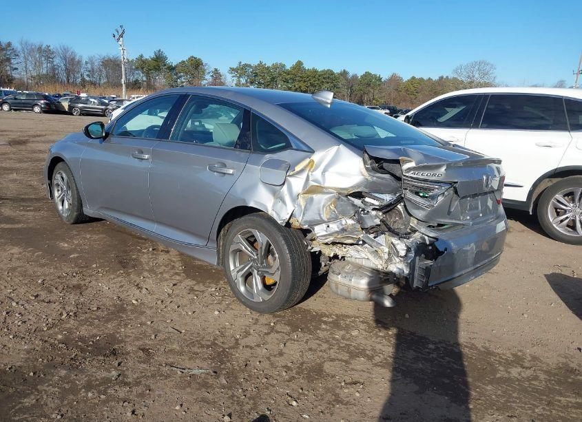 Photo 3 of 2018 Honda Accord EX (VIN 1HGCV1F49JA092964)