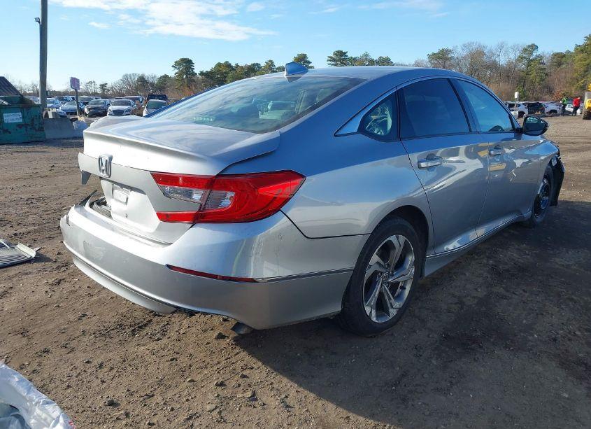 Photo 4 of 2018 Honda Accord EX (VIN 1HGCV1F49JA092964)