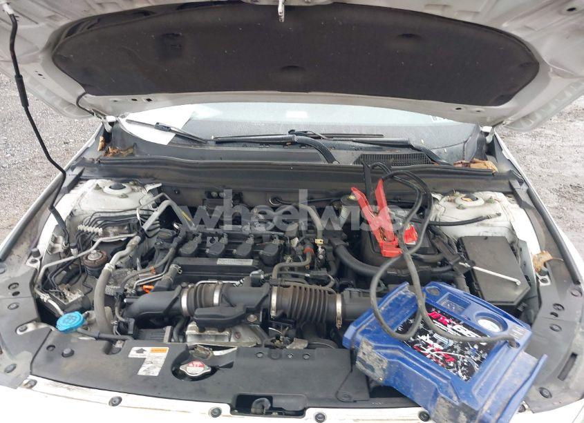 Photo 10 of 2018 Honda Accord EX (VIN 1HGCV1F49JA197049)