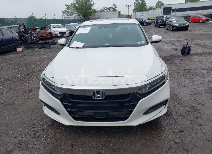 Photo 13 of 2018 Honda Accord EX (VIN 1HGCV1F49JA197049)