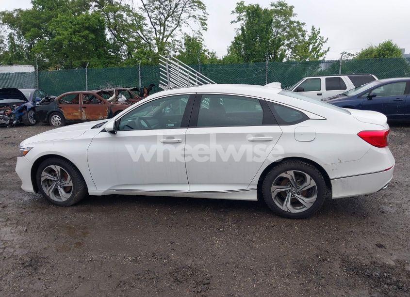 Photo 15 of 2018 Honda Accord EX (VIN 1HGCV1F49JA197049)